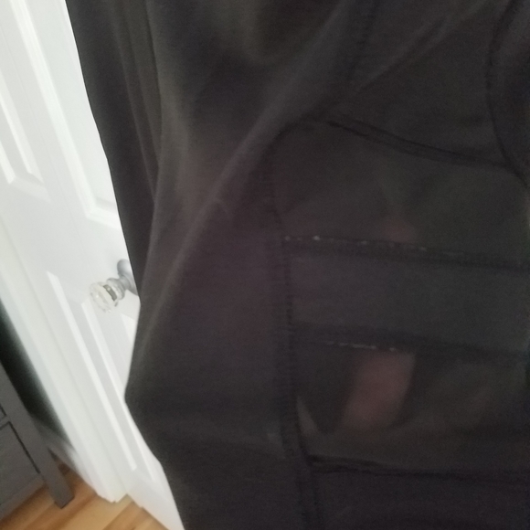 Pop fit high waisted athletic capris - Picture 3 of 5